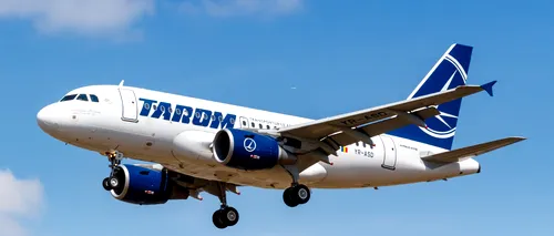 Aeronavă TAROM, deviată de la Oradea la Cluj-Napoca din cauza condițiilor meteo nefavorabile. Ce se întâmplă cu pasagerii de la bord