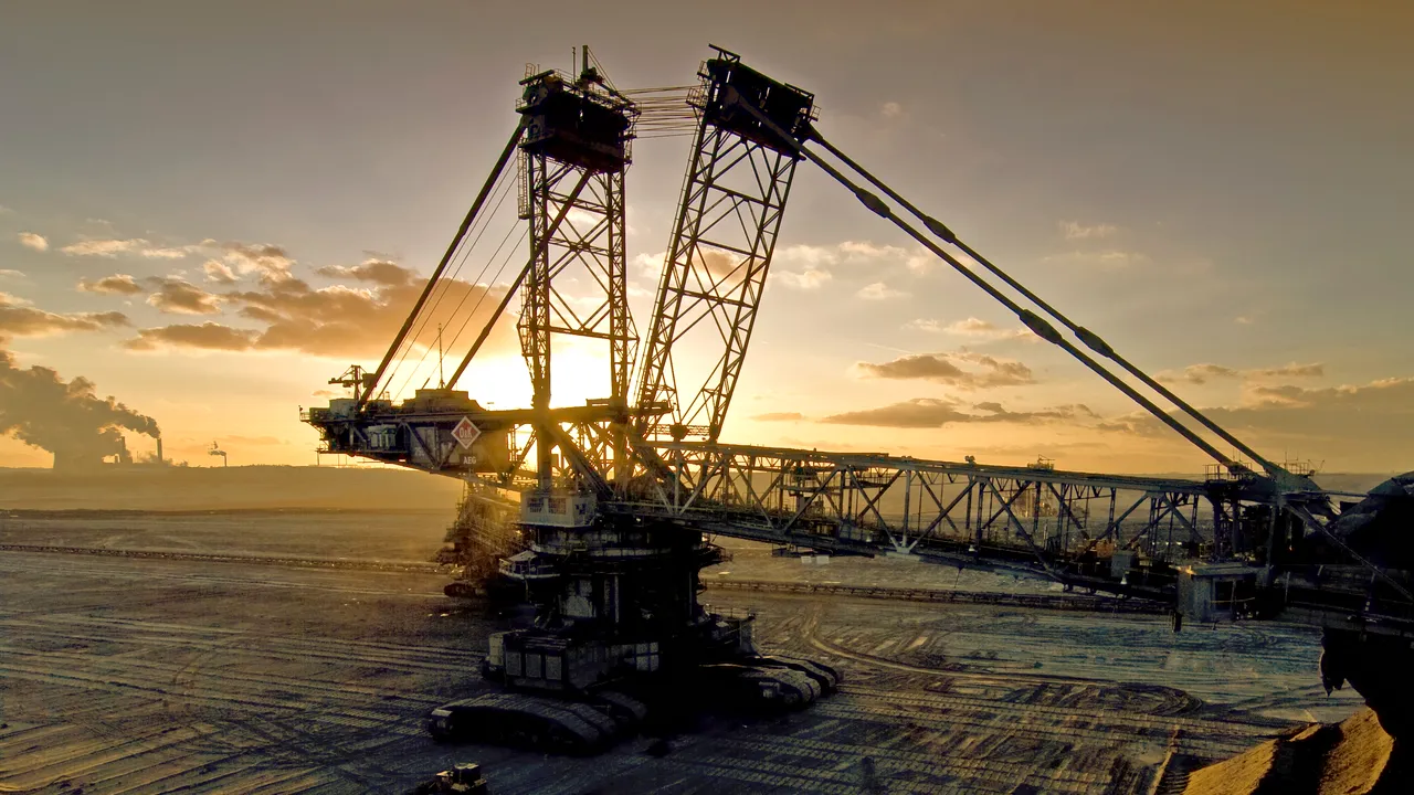 O companie cehă cumpără în toată Europa termocentrale pe cărbune și mine și a devenit cel mai mare producător de energie din Germania de Est