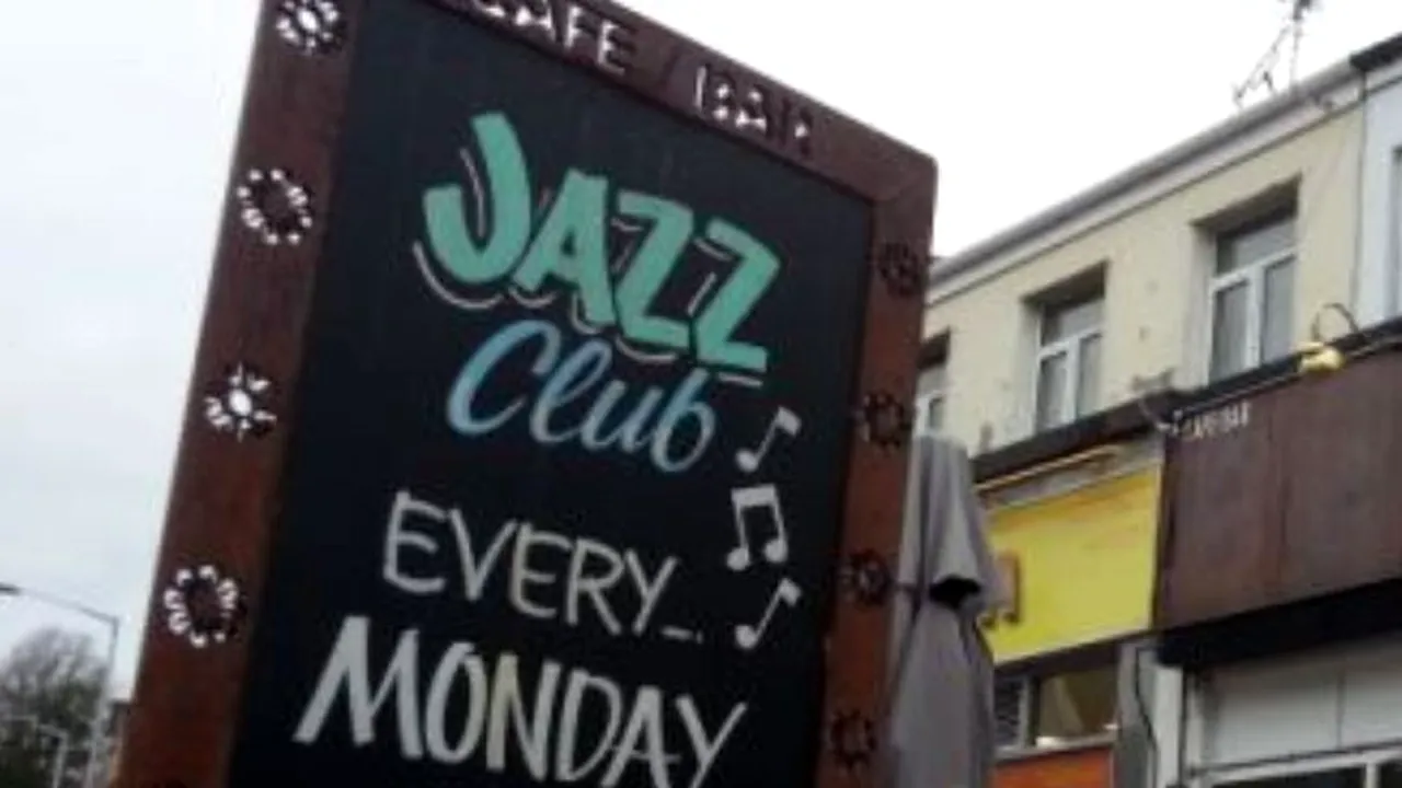 FOTO. Metoda inedită prin care o femeie și-a anunțat divorțul. 