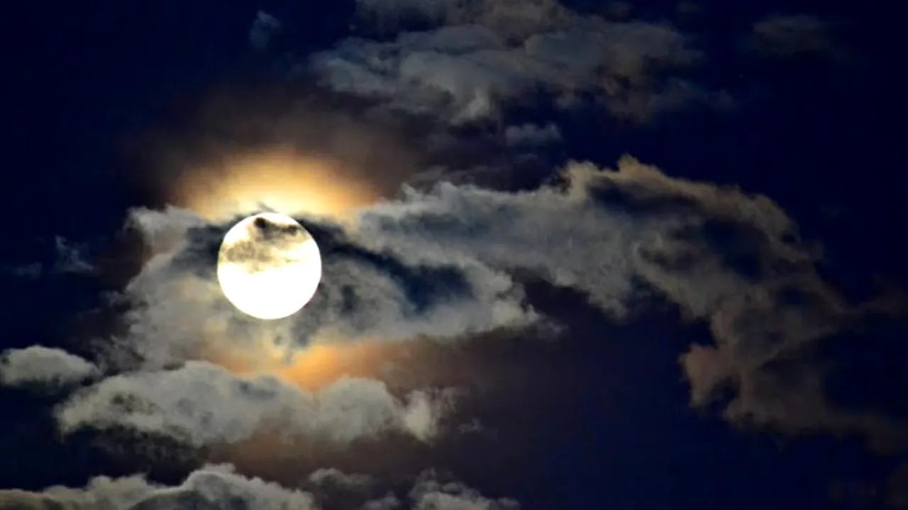 Sfântul Andrei - noaptea când apar strigoii, se fac farmece și se prezice rodnicia ogorului