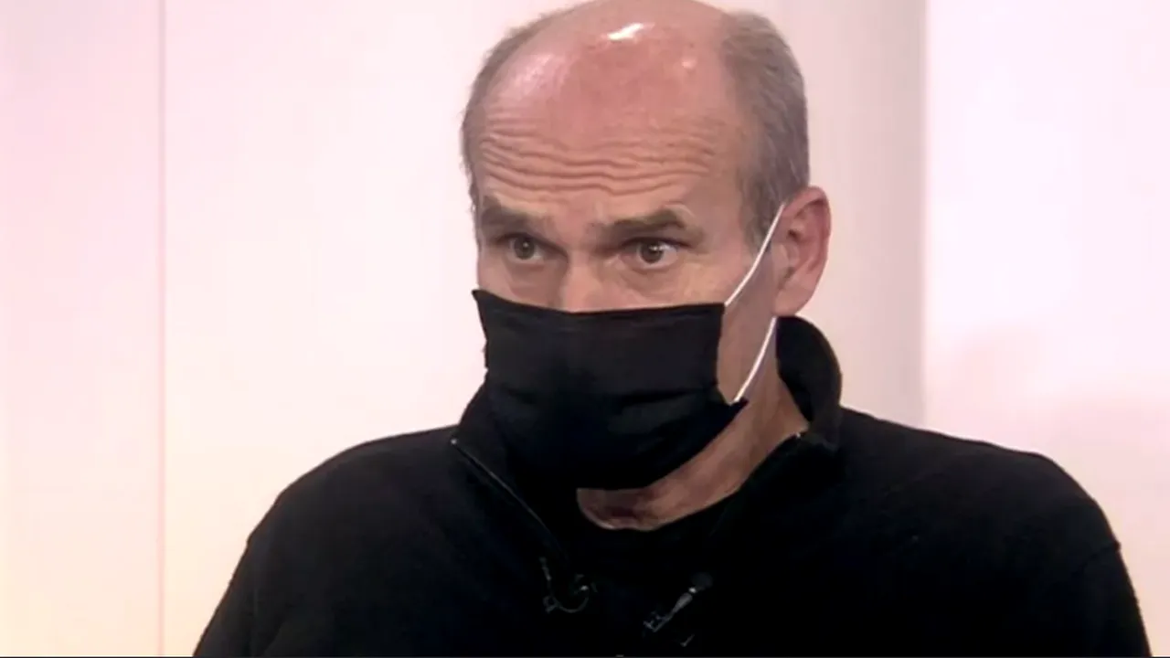 CTP: Ca să mă duc la teatru, îmi trebuie certificat verde. Ca să mă duc la biserică, nu. Mai adună ceva capital politic