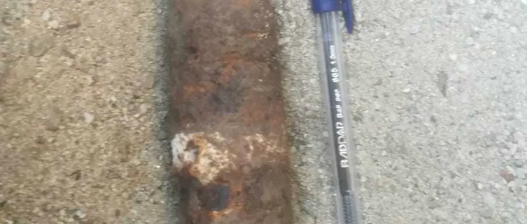 Un proiectil de șapte centimetri a fost găsit pe o pistă din Aeroportul Otopeni