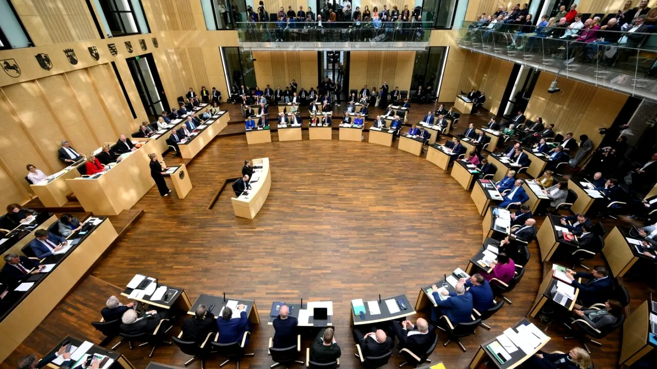 Camera superioară a Parlamentului german a aprobat planurile pentru investiții MASIVE în apărare, infrastructură și protecția mediului