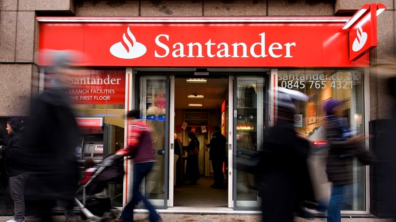 O bandă de hackeri britanici a încercat să fure milioane dintr-o bancă spaniolă