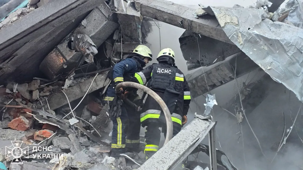 Rușii au atacat centrul Harkovului cu rachete „Iskander”. 19 oameni, inclusiv un copil de șase luni, au fost răniți