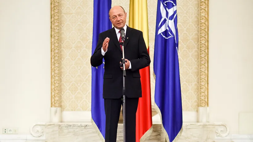 Băsescu: Nu am anunțat contribuția României pentru Afganistan; nu vreau să fie obiect de discuție. Andrei Marga a precizat deja că e vorba de 500.000 de dolari