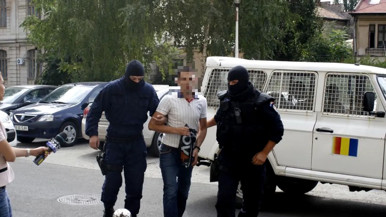 PERCHEZIȚII în București și Ploiești, la traficanți de mașini de lux. Sunt căutați membri ai unui grup infracțional condus de unul dintre liderii clanului Duduianu