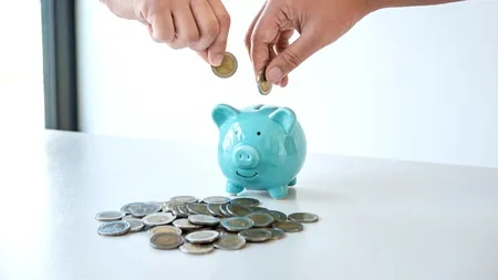 România, pe ultimul loc la alfabetizare financiară în Europa. Cetățenii economisesc mai puțin de 10% din venit