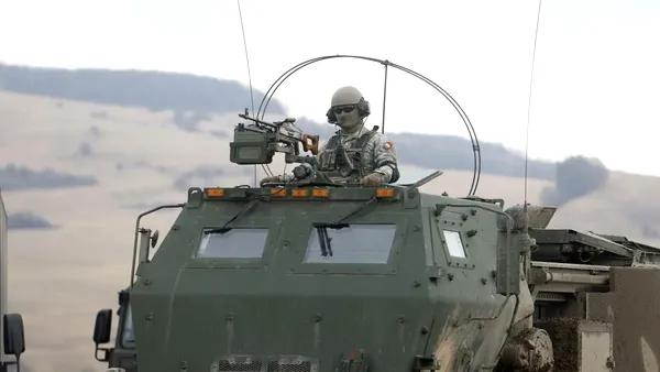 NATO organizează un exercițiu militar de amploare la Cincu. Peste 1.000 de militari au simulat apărarea României