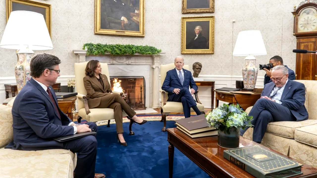 Camera Reprezentanților din SUA adoptă finanțare pe termen scurt pentru evitarea BLOCAJULUI instituțional