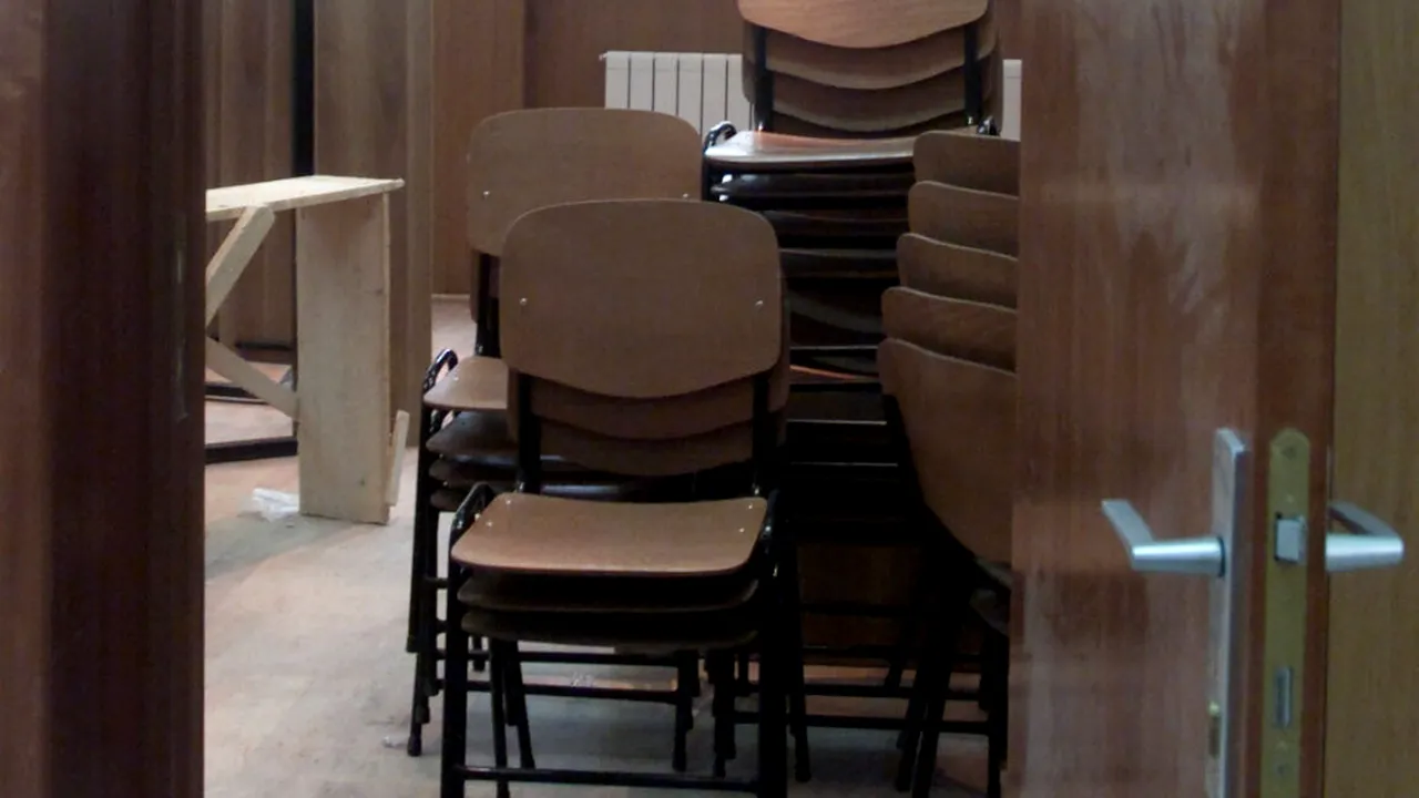 Peste 50% din copiii de la Școala nr.16 Pitești, absenți de la cursuri după toxiinfecția alimentară