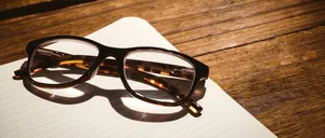 ȘOCUL trăit de un bărbat din Iași care s-a dus să-și facă ochelari, dar medicii oftalmologi i-au descoperit o afecțiune extrem de rară