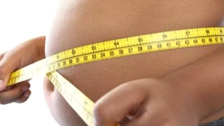 Care este greutatea totală a oamenilor de pe pământ