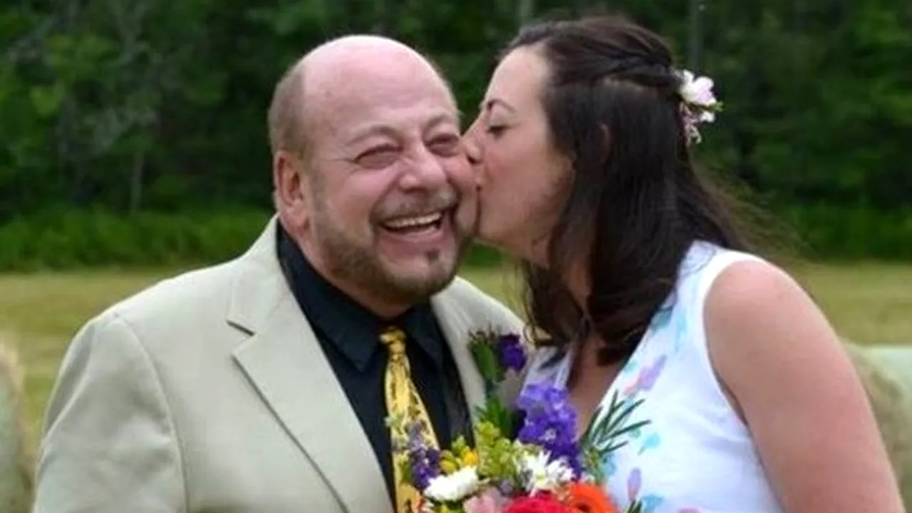 Ținea discursul la nunta fiicei sale, când a fost oprit în mijlocul frazei. Ce s-a întâmplat mai departe este demn de un scenariu SF