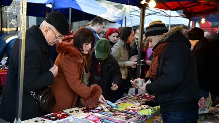 Primăria INTERZICE vânzarea mărțișoarelor în centrul Capitalei. Tarabele arată urât și împiedică trecerea pietonilor