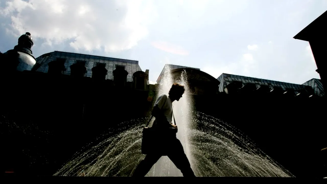 Ce se va întâmpla cu fântâna de la Universitate. Răspunsul arhitectului șef al Capitalei