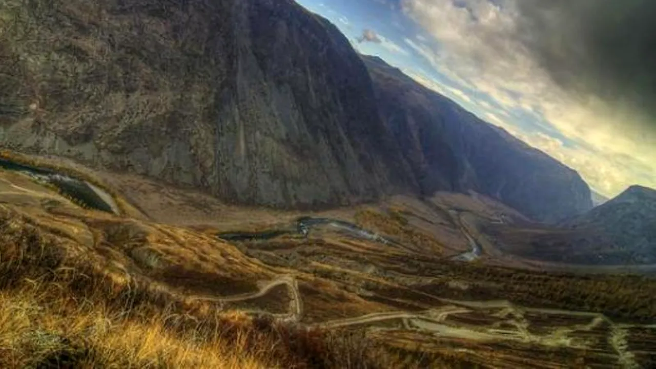 Obiect vechi de 10.000 de ani, descoperit pe un câmp din Scoția