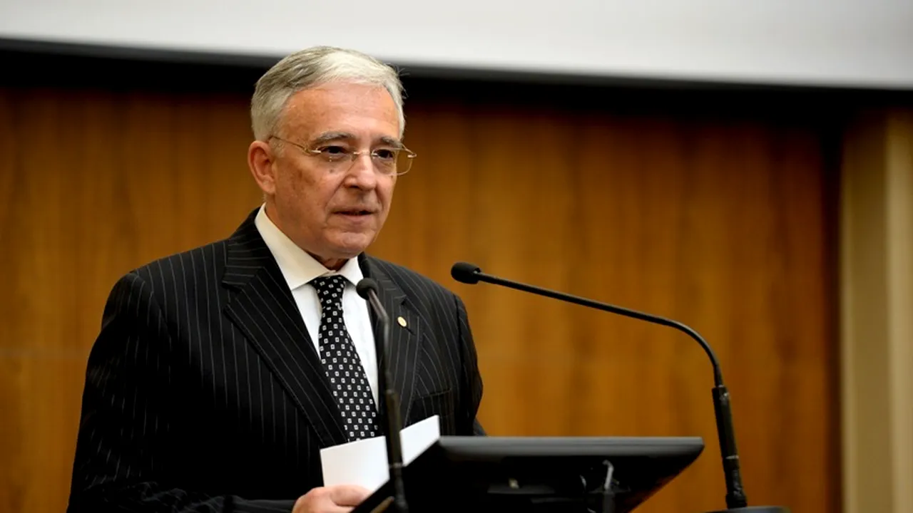Guvernatorul BNR, Mugur Isărescu, recomandă încheierea unui nou acord cu FMI. 