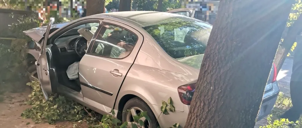 FOTO | Accident auto soldat cu cinci persoane rănite, în Giurgiu. Printre victime se află și o fetiță de 11 ani