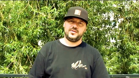 Rimaru răspunde pe Facebook acuzațiilor de hărțuire și abuz. Nu neagă mesajele, dar spune că așa vorbește un 