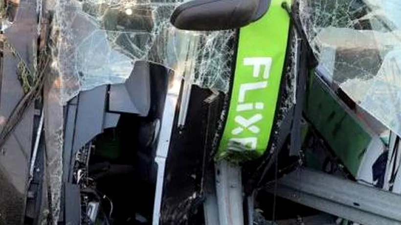 Accident grav în Germania, soldat cu cel puțin un mort și 60 de răniți. Un autobuz s-a răsturnat pe o autostradă din estul țării
