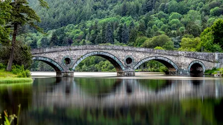 Un sat scoțian „bântuit”, cu propria sa plajă privată, este scos la vânzare pentru suma de 125.000 de lire sterline