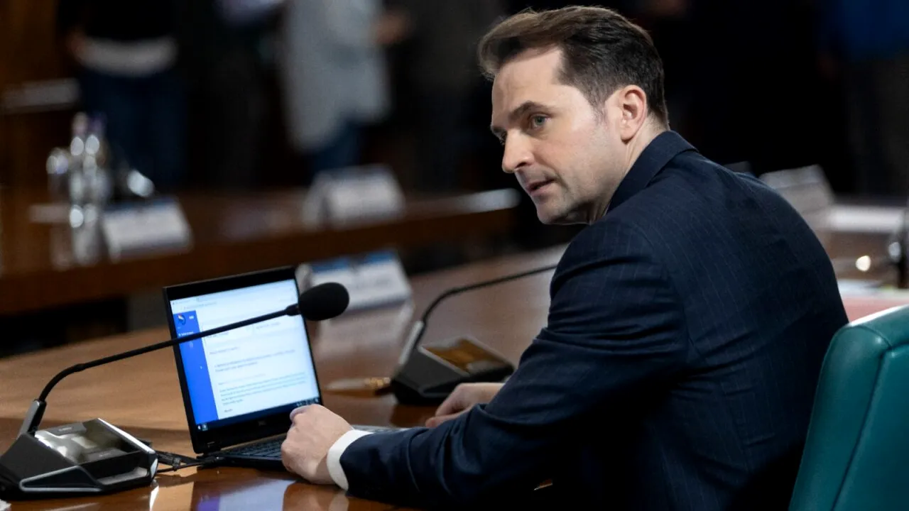 Sebastian Burduja propune o lege pentru finalizarea marilor INVESTIȚII hidroenergetice blocate de zeci de ani