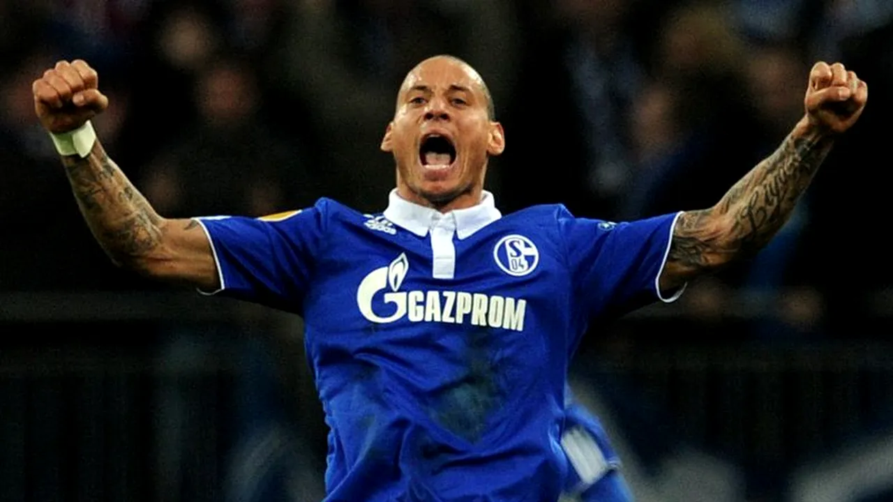 Olandezul Bas Nijhuis va arbitra partida Steaua București - Schalke 04