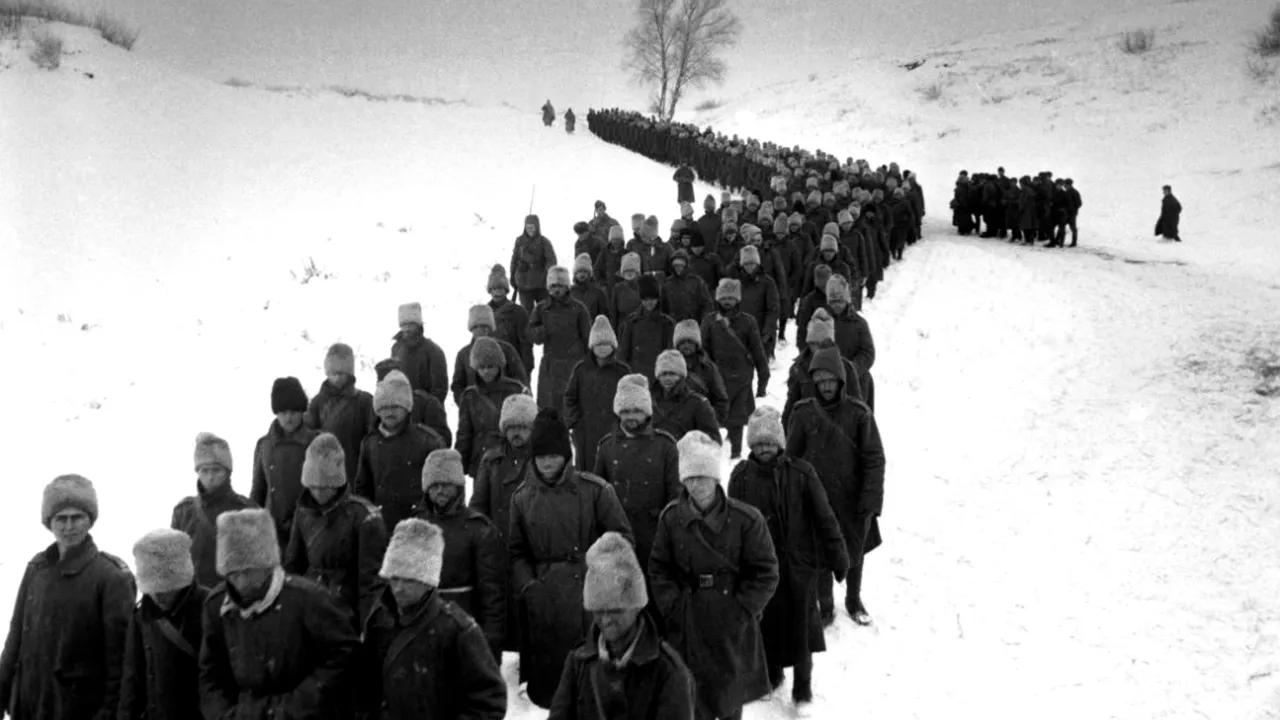 Oasele albe care dor. De ce ministrul român de Externe e obligat să dea explicații pentru descoperirea unei gropi comune în Rusia