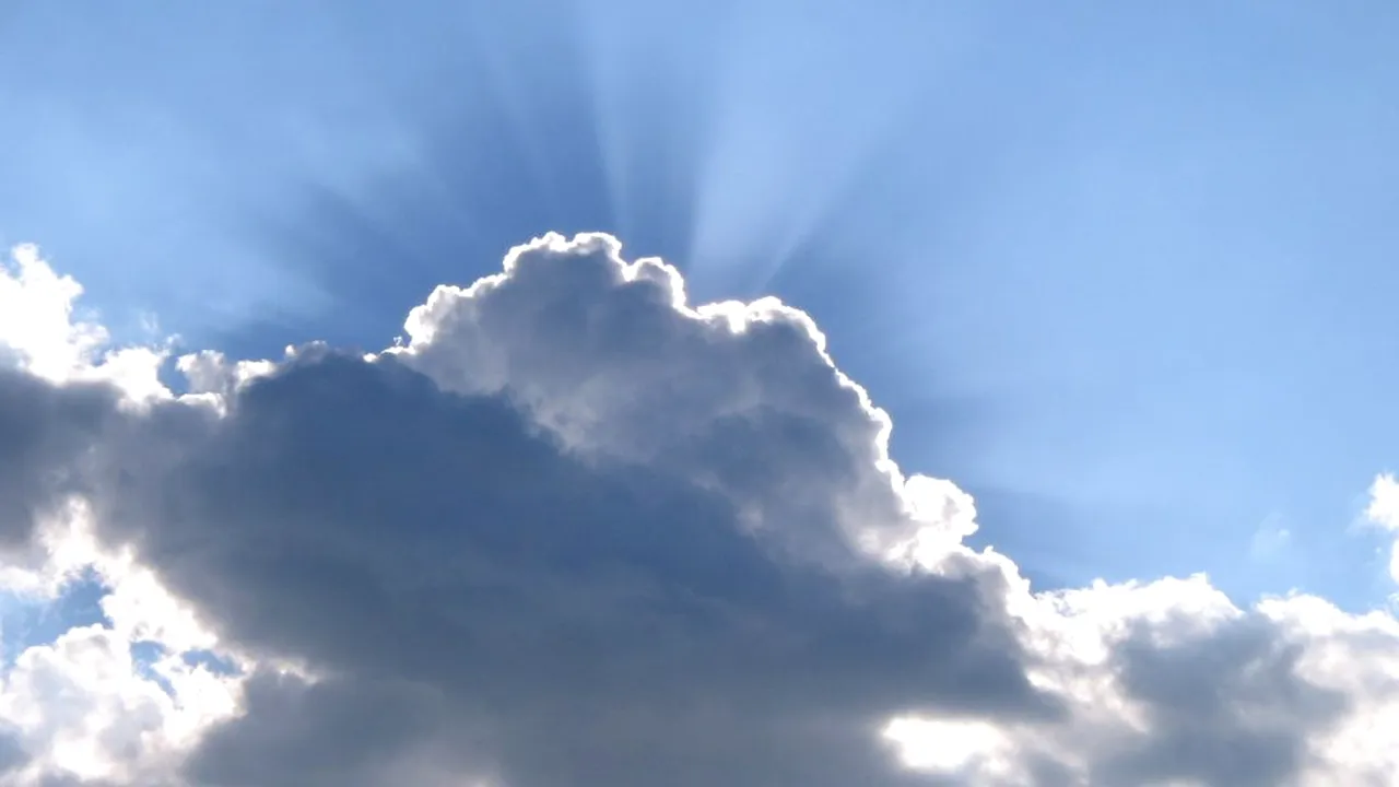 VEȘTI BUNE. Când scăpăm de valul de ploi și de vremea rea. Prognoza meteo până la începutul lunii iulie
