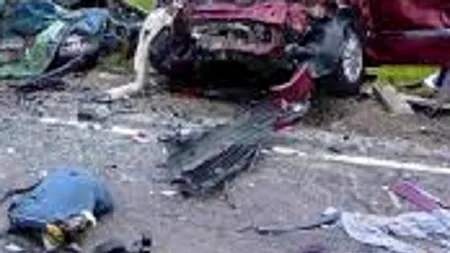 Cinci tiruri implicate într-un accident grav petrecut la 30 de km de Timișoara