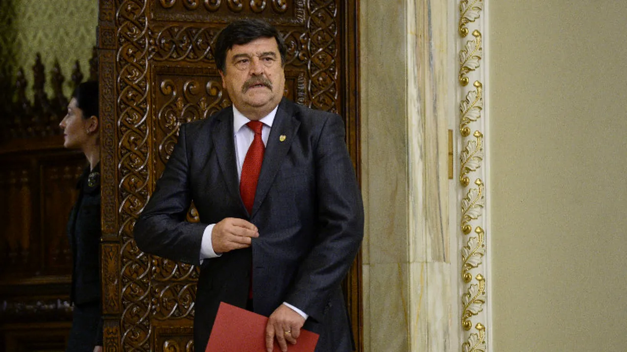 Toni Greblă A DEMISIONAT de la Curtea Constituțională: „Nu a făcut nimeni nicio presiune DIRECTĂ