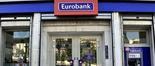 Grecii încep să-și ducă din nou banii la banci