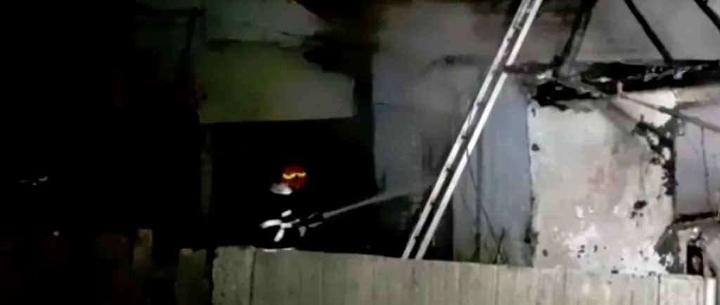 Tragedie în Bacău. O fetiță de doar 9 ani și mama ei au murit în urma unui incendiu - VIDEO