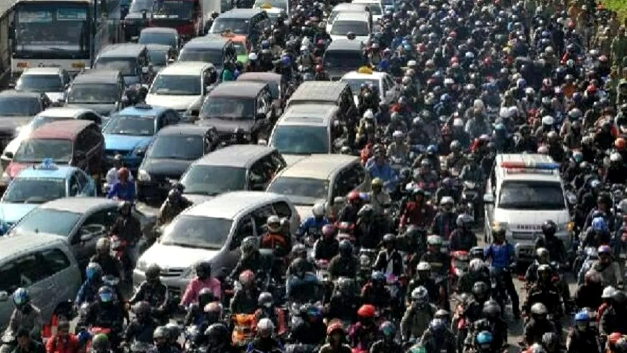 12 oameni au murit după ce au stat trei zile în mașini, într-un blocaj pe autostradă