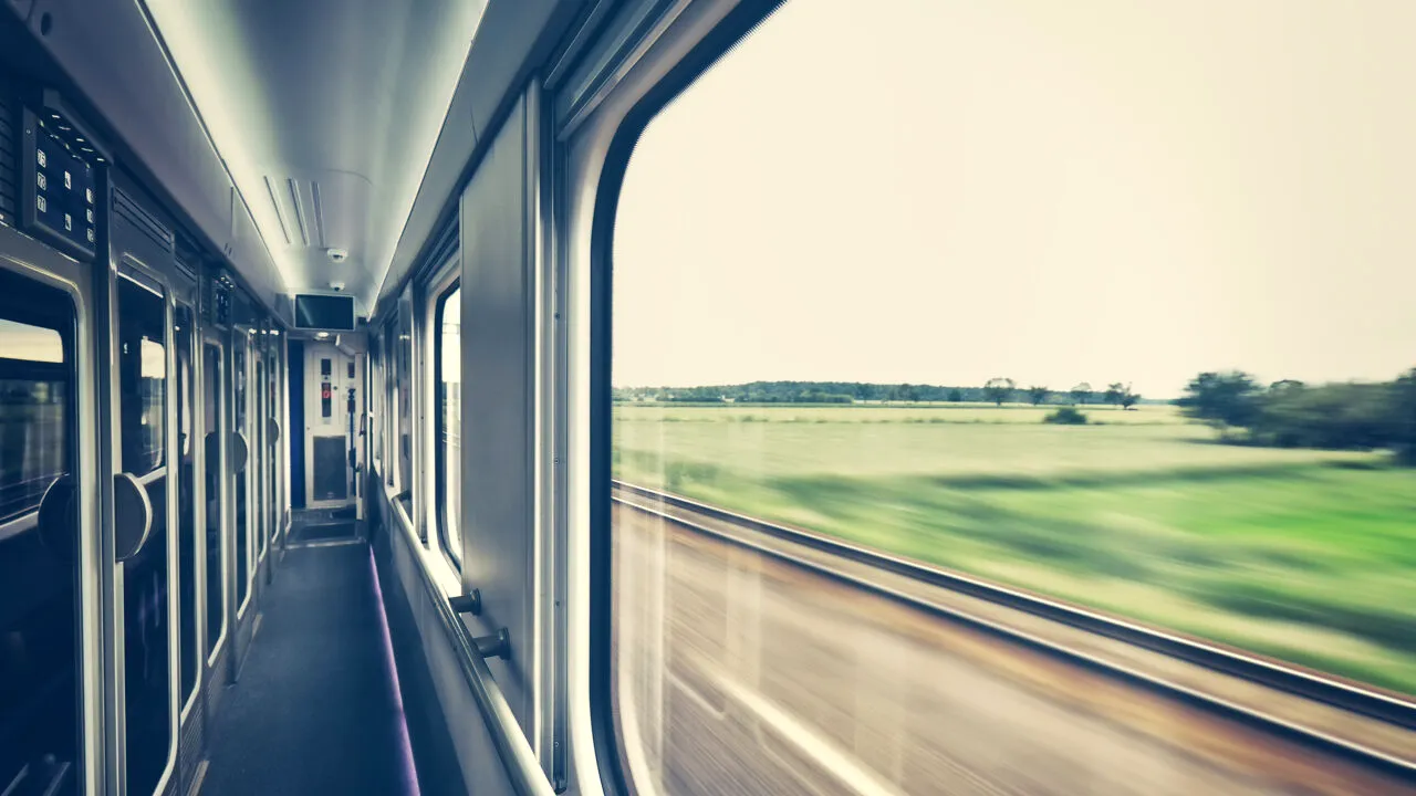 Eroare în Franța. Un tren de mare viteză a ajuns într-o altă regiune, la sute de kilometri distanță