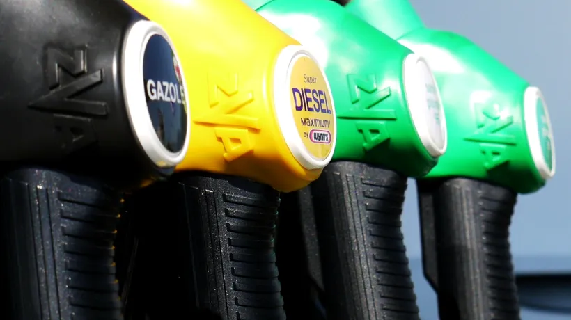 Prețul carburanților a crescut constant, în ultimul an. Cu cât s-au majorat benzina și motorina și care a fost cauza