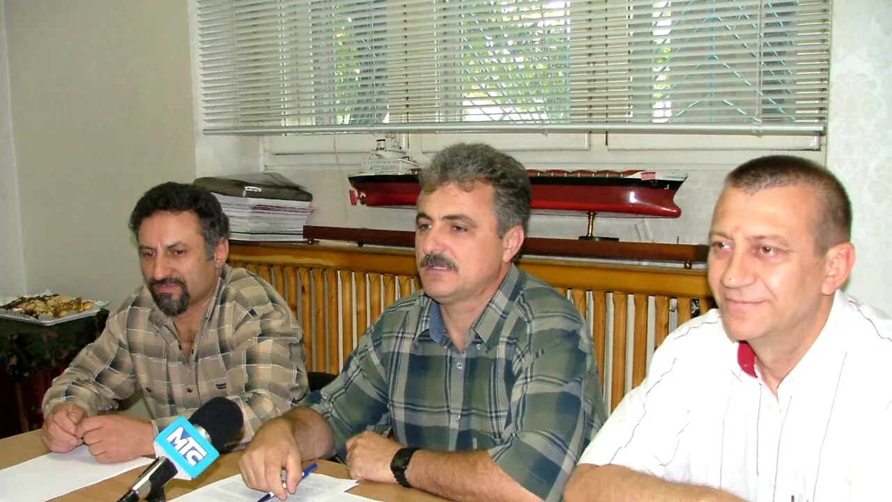 Liderul Sindicatului Liber al Navigatorilor spune că nava scufundată în zona economică a României ar fi fost atacată cu drone incendiare
