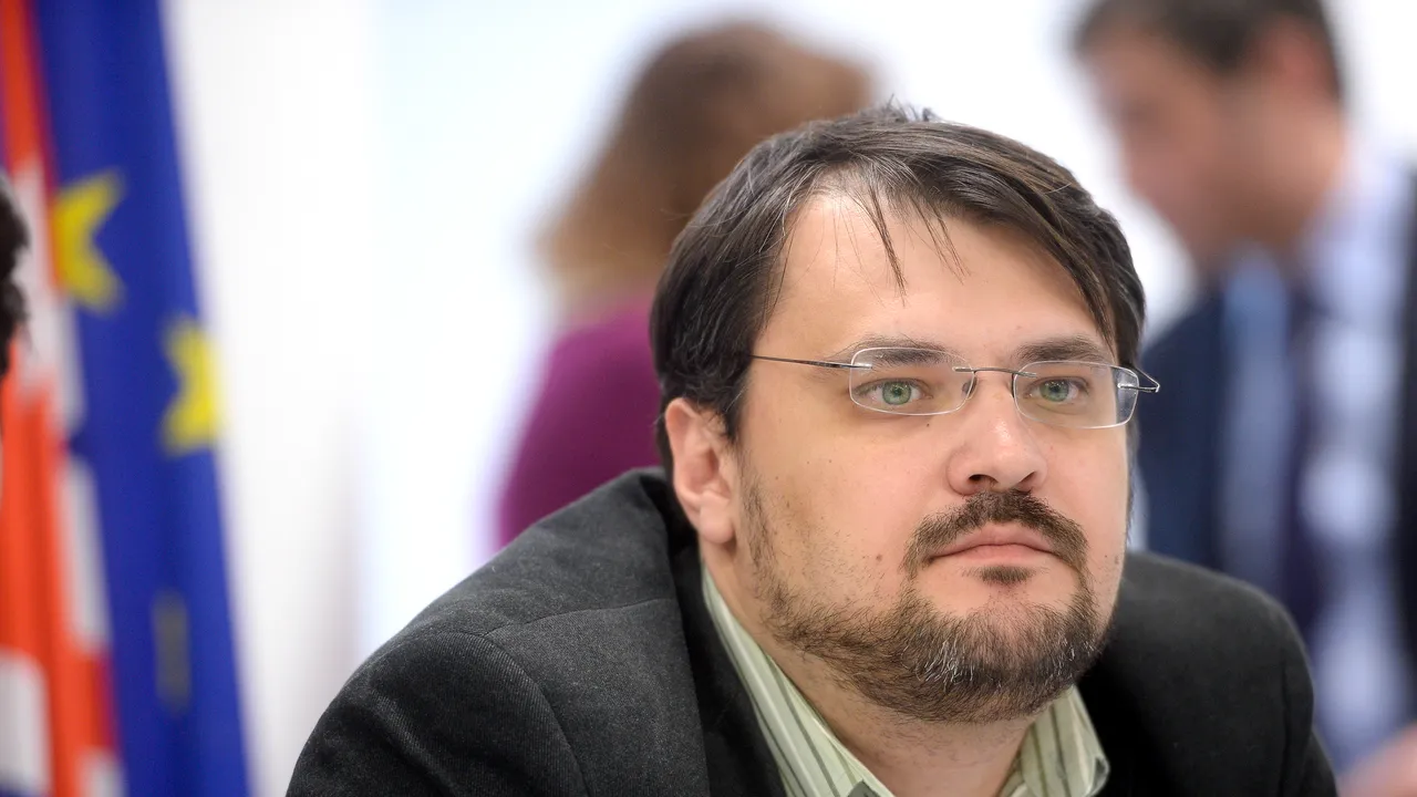 Cristian Ghinea este oficial noul Ministru al fondurilor europene