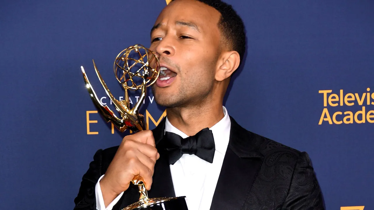 JOHN LEGEND scrie pagini de istorie. Primul artist de culoare care a câștigat TOATE cele patru premii din divertismentul american: Emmy, Grammy, Oscar și Tony