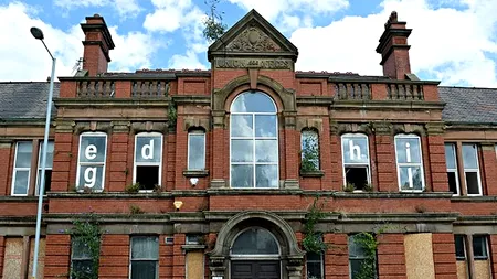 Imagini stranii surprinse de o femeie într-un ospiciu abandonat din era victoriană
