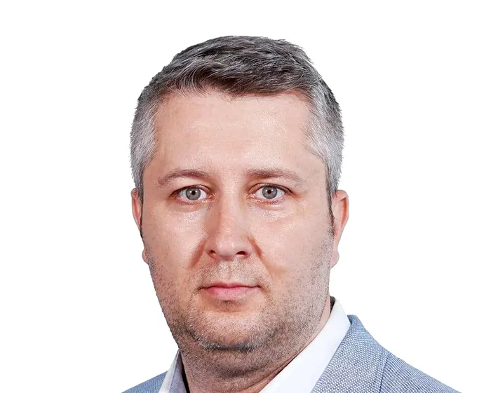 Nedelcu Darius-Sebastian, prefectul județului Argeș, lăudătorul lui Ionuț Moșteanu