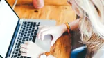 Și Danemarca intenționează să restricționeze accesul la rețele sociale copiilor. La ce vârstă vor fi nordicii MAJORI DIGITAL