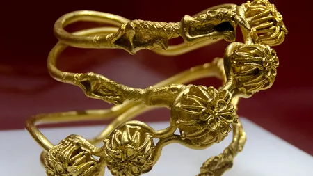 Povestea diademei princiare de 765 de grame descoperite în fortăreața dacilor de la Bunești-Averești