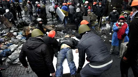 Avionul militar care aduce răniți din Ucraina a aterizat la Otopeni 