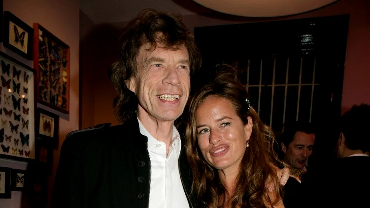 Fiica lui Mick Jagger, ARESTATĂ de polițiștii din Ibiza. Ce a făcut fata solistului trupei The Rolling Stones pe celebra insulă spaniolă