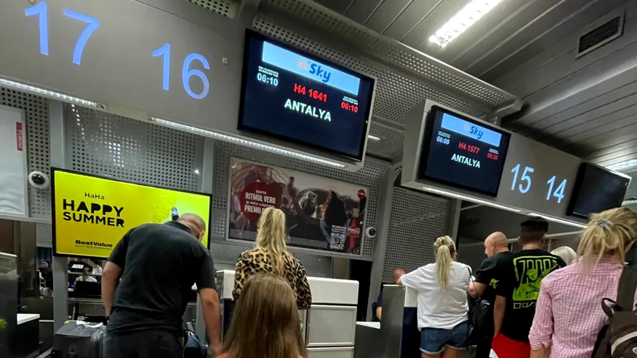 Haosul din aeroporturi continuă, curse întârziate cu orele și bagaje așteptate. Victor Ciutacu: „E o demență pe Otopeni”
