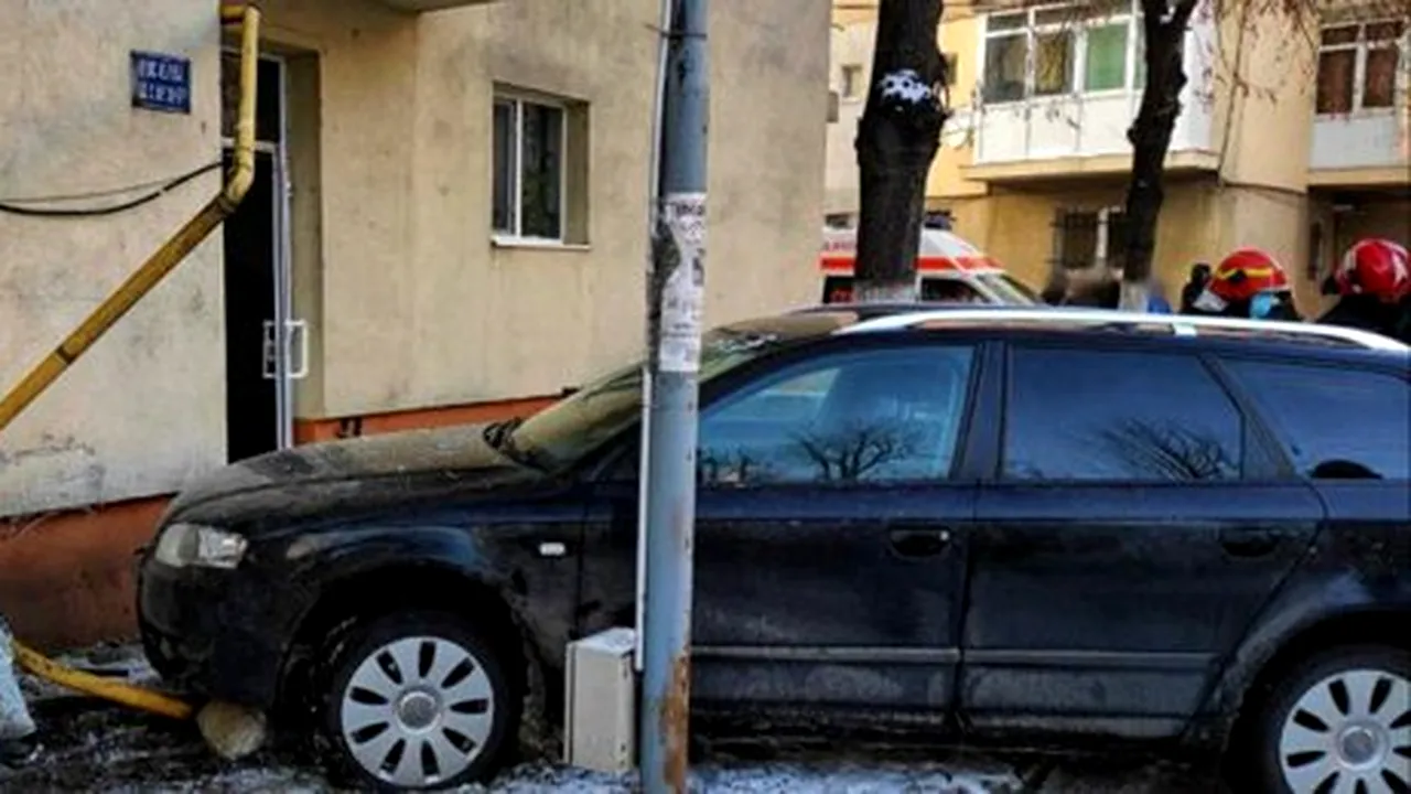 Pericol de explozie la Giurgiu, după ce un autoturism a avariat conducta de gaz de la un bloc. Toți locatarii au fost evacuați