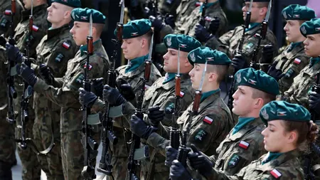 Polonia ar putea trimite TRUPE în Ucraina după declarațiile ministrului de Externe: „Nu ar trebui să excludem nicio opțiune”
