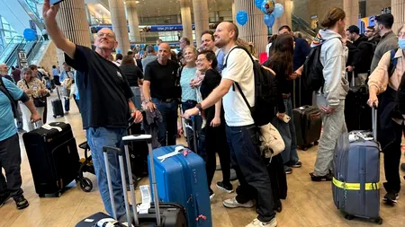 Atmosferă de „sărbătoare“ la Aeroportul Ben Gurion din Tel Aviv. Mii de israelieni se întorc acasă pentru a vota
